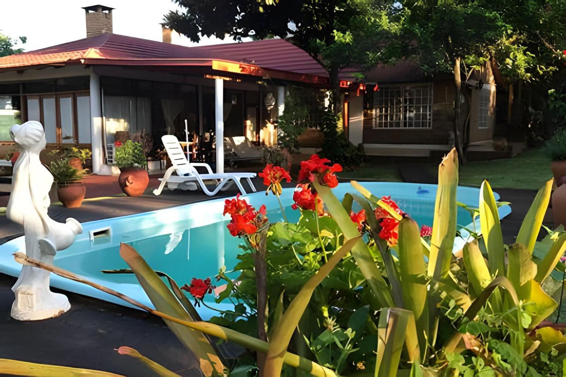 Cabanas Con Piscina En La Entrada De Oberá Exterior photo